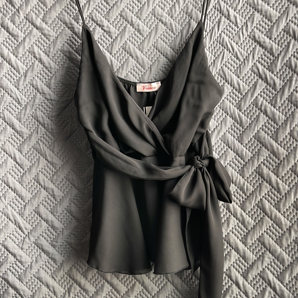 VIVACE Black Front Wrap Cami